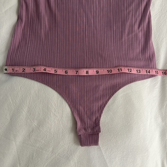 NWOT BCBG Lilac Body Suit adjustable tied straps - Picture 11 of 12